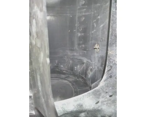 VOLVO VNL AIR CLEANER