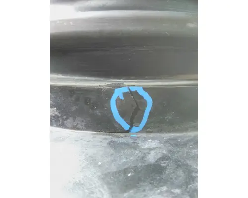 VOLVO VNL AIR CLEANER