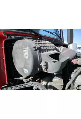 VOLVO VNL AIR CLEANER