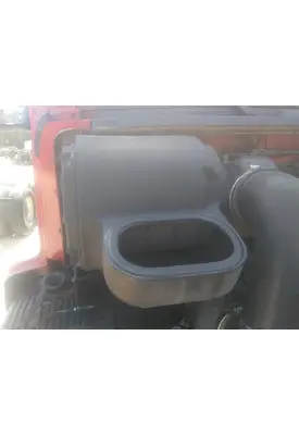 VOLVO VNL AIR CLEANER