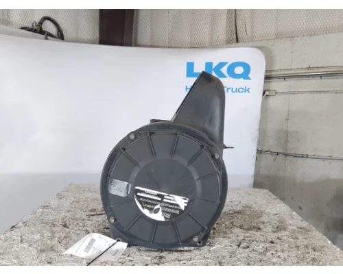 VOLVO VNL AIR CLEANER
