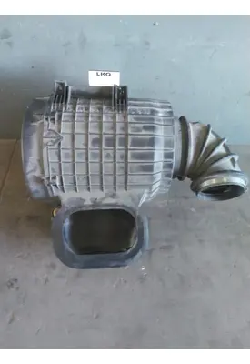 VOLVO VNL AIR CLEANER