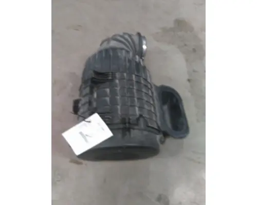 VOLVO VNL AIR CLEANER