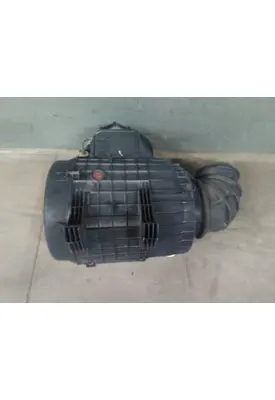 VOLVO VNL AIR CLEANER