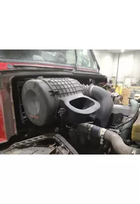 VOLVO VNL AIR CLEANER