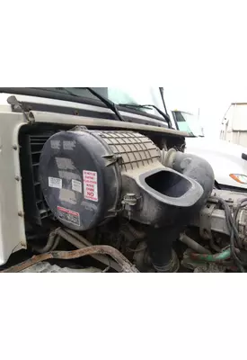 VOLVO VNL AIR CLEANER