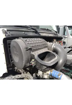 VOLVO VNL AIR CLEANER