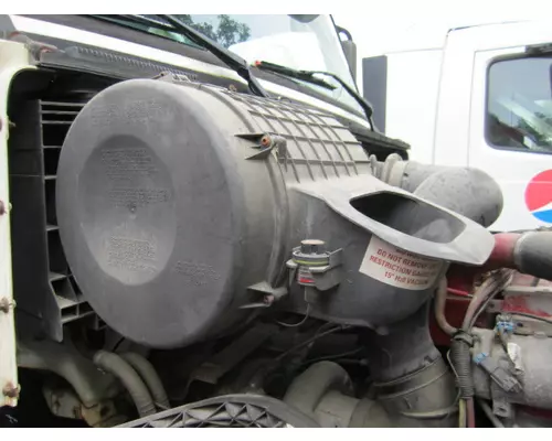 VOLVO VNL AIR CLEANER