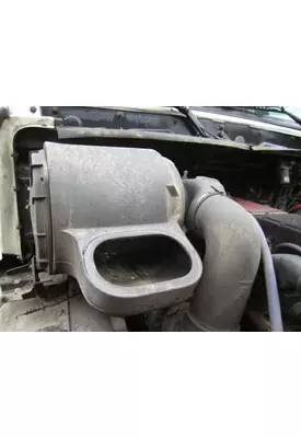 VOLVO VNL AIR CLEANER