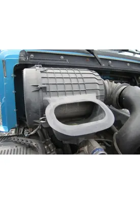 VOLVO VNL AIR CLEANER