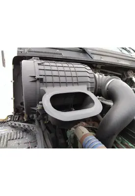 VOLVO VNL AIR CLEANER