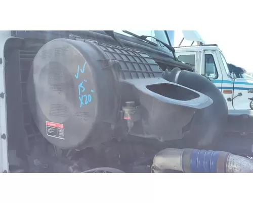 VOLVO VNL AIR CLEANER