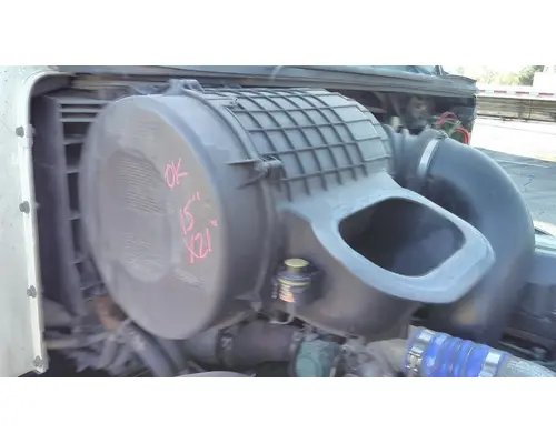 VOLVO VNL AIR CLEANER