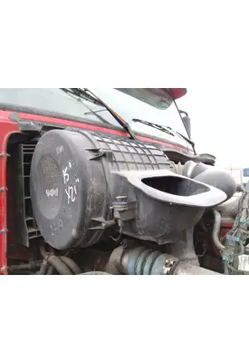 VOLVO VNL AIR CLEANER