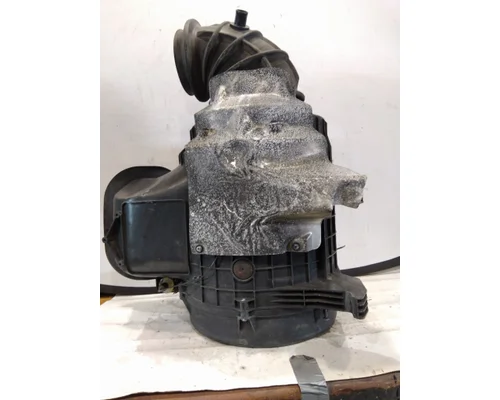 VOLVO VNL AIR CLEANER