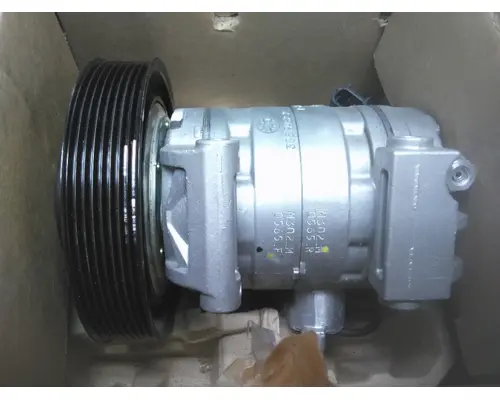 VOLVO VNL AIR CONDITIONER COMPRESSOR