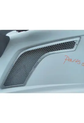 VOLVO VNL AIR INTAKE LOUVER/COVER