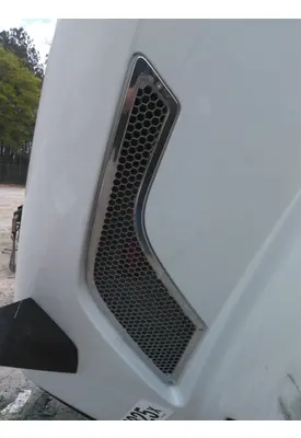 VOLVO VNL AIR INTAKE LOUVER/COVER