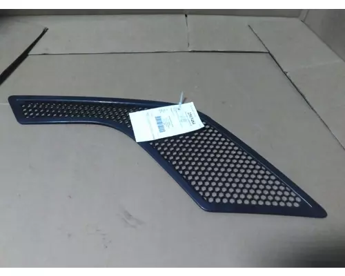 VOLVO VNL AIR INTAKE LOUVERCOVER