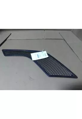 VOLVO VNL AIR INTAKE LOUVER/COVER
