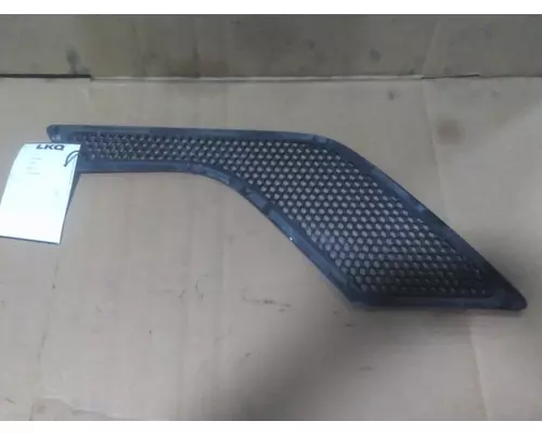 VOLVO VNL AIR INTAKE LOUVERCOVER