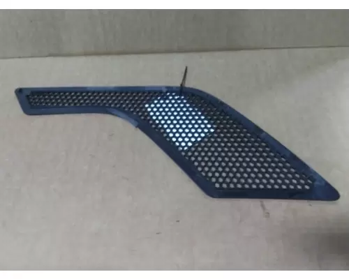 VOLVO VNL AIR INTAKE LOUVERCOVER