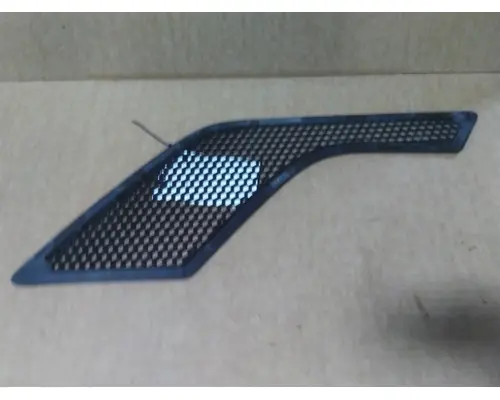 VOLVO VNL AIR INTAKE LOUVERCOVER