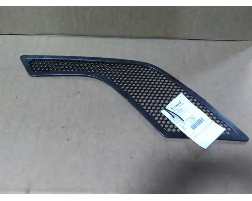 VOLVO VNL AIR INTAKE LOUVERCOVER