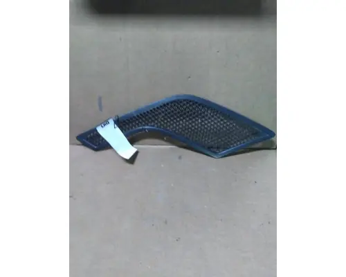 VOLVO VNL AIR INTAKE LOUVERCOVER