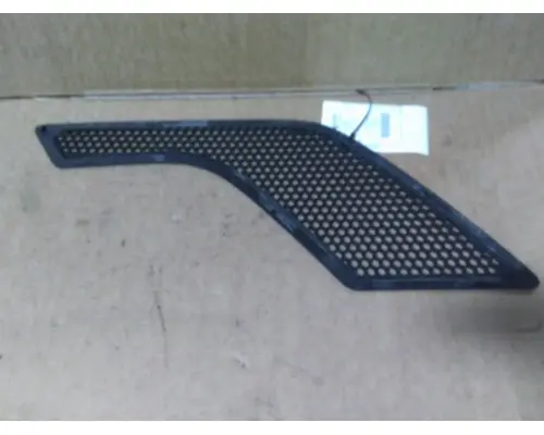 VOLVO VNL AIR INTAKE LOUVERCOVER