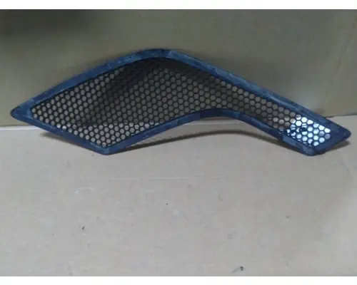 VOLVO VNL AIR INTAKE LOUVERCOVER