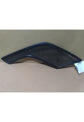 VOLVO VNL AIR INTAKE LOUVER/COVER