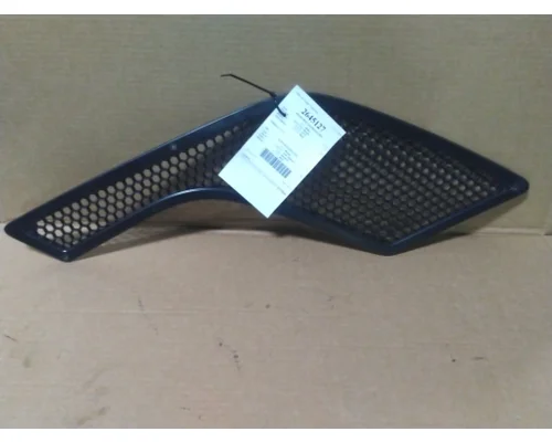 VOLVO VNL AIR INTAKE LOUVER/COVER