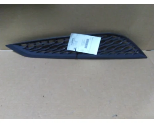 VOLVO VNL AIR INTAKE LOUVER/COVER