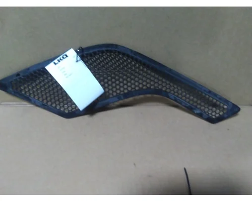 VOLVO VNL AIR INTAKE LOUVERCOVER