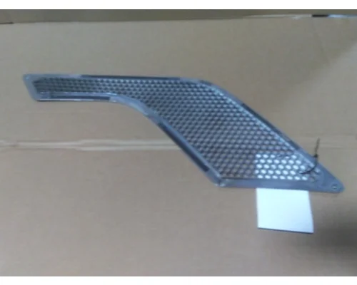 VOLVO VNL AIR INTAKE LOUVERCOVER