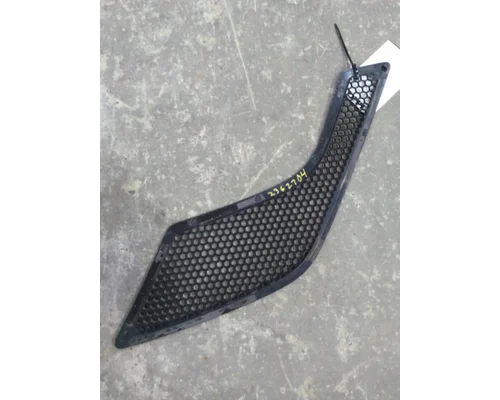 VOLVO VNL AIR INTAKE LOUVERCOVER