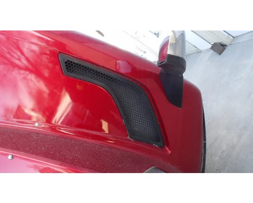 VOLVO VNL AIR INTAKE LOUVER/COVER