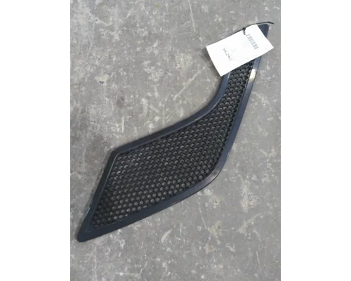 VOLVO VNL AIR INTAKE LOUVERCOVER