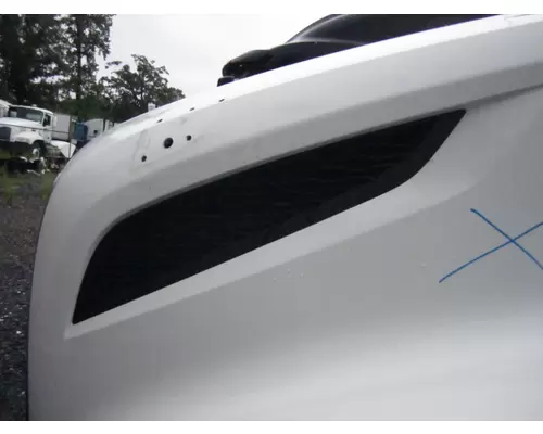 VOLVO VNL AIR INTAKE LOUVERCOVER
