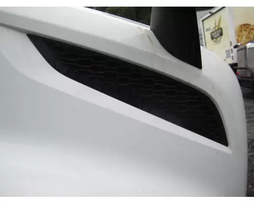 VOLVO VNL AIR INTAKE LOUVERCOVER