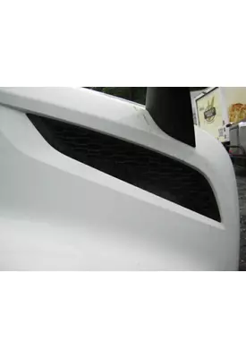 VOLVO VNL AIR INTAKE LOUVER/COVER