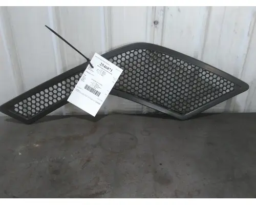 VOLVO VNL AIR INTAKE LOUVERCOVER