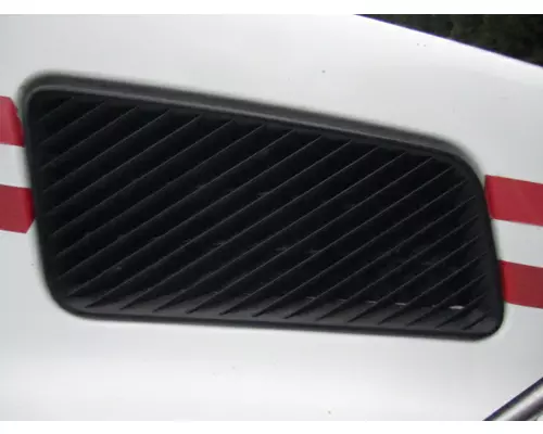 VOLVO VNL AIR INTAKE LOUVERCOVER