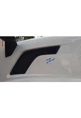 VOLVO VNL AIR INTAKE LOUVER/COVER