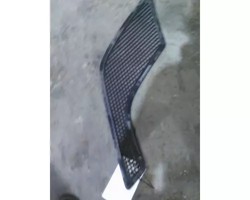 VOLVO VNL AIR INTAKE LOUVERCOVER