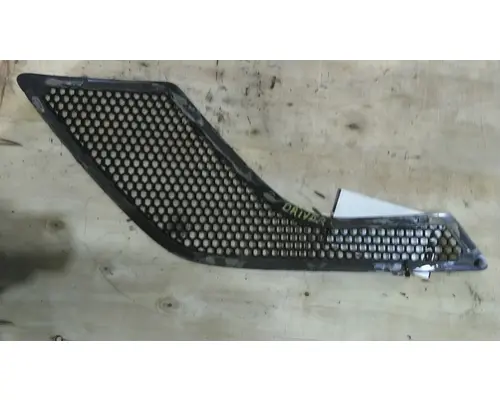 VOLVO VNL AIR INTAKE LOUVERCOVER