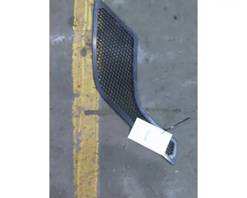 VOLVO VNL AIR INTAKE LOUVERCOVER