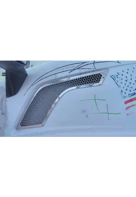 VOLVO VNL AIR INTAKE LOUVER/COVER