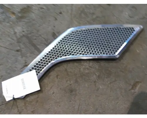 VOLVO VNL AIR INTAKE LOUVERCOVER
